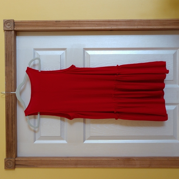 Nik and Nash Red Dress - Picture 3 of 3